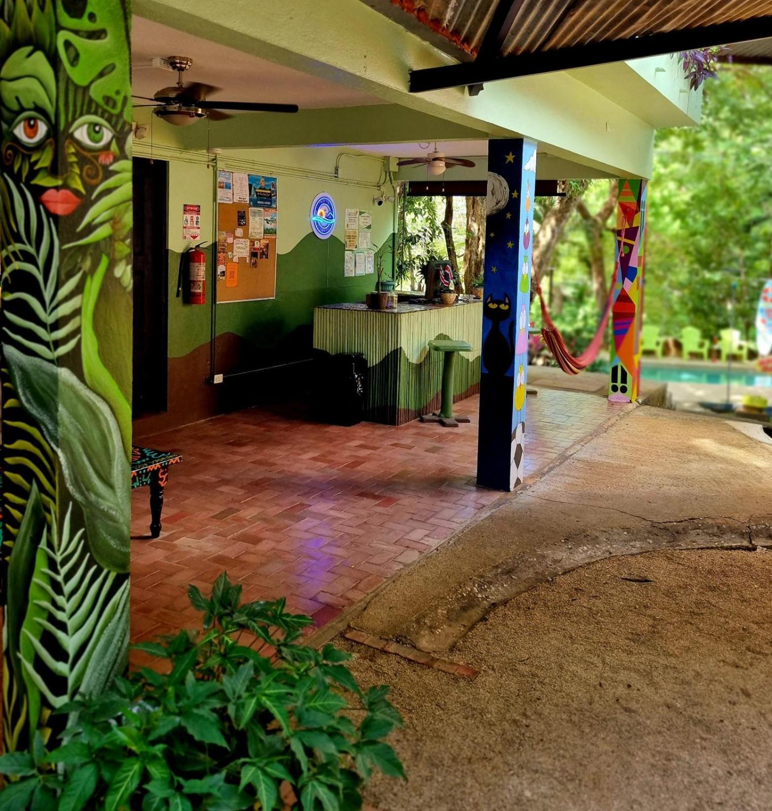 Casa Pura Vida Surf Hostel - Tamarindo Costa Rica ภายนอก รูปภาพ