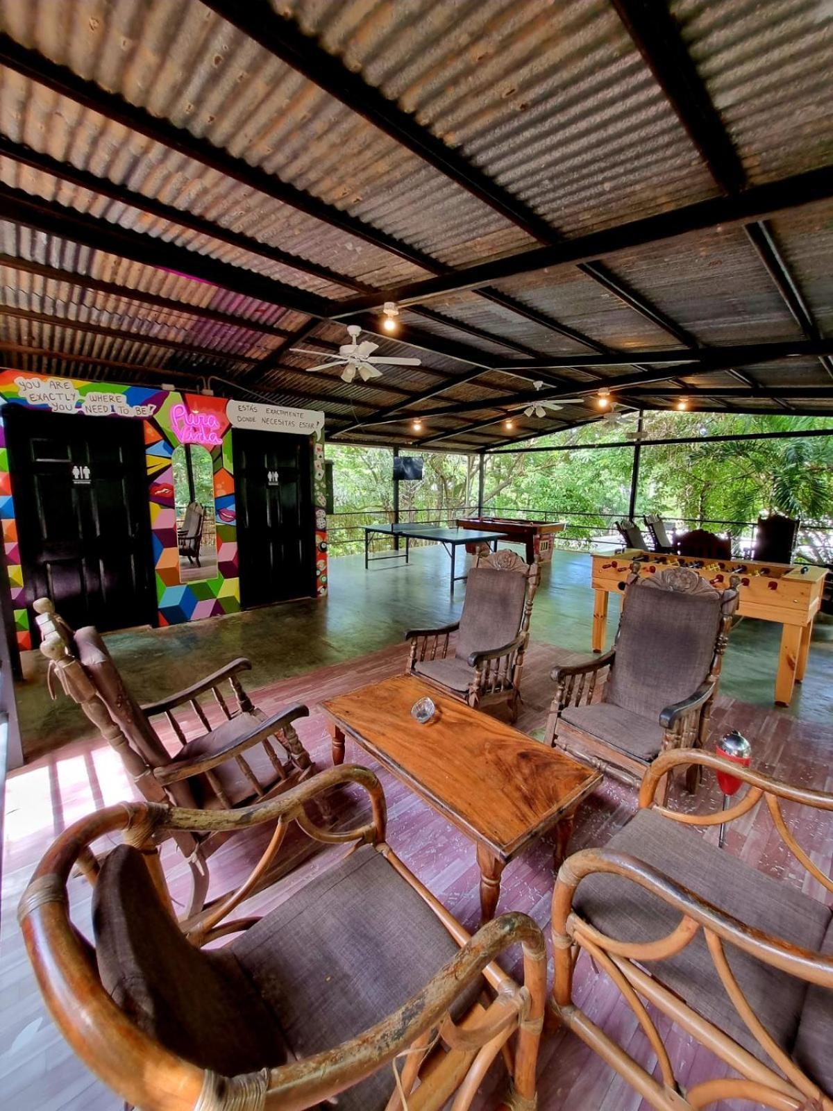 Casa Pura Vida Surf Hostel - Tamarindo Costa Rica ภายนอก รูปภาพ