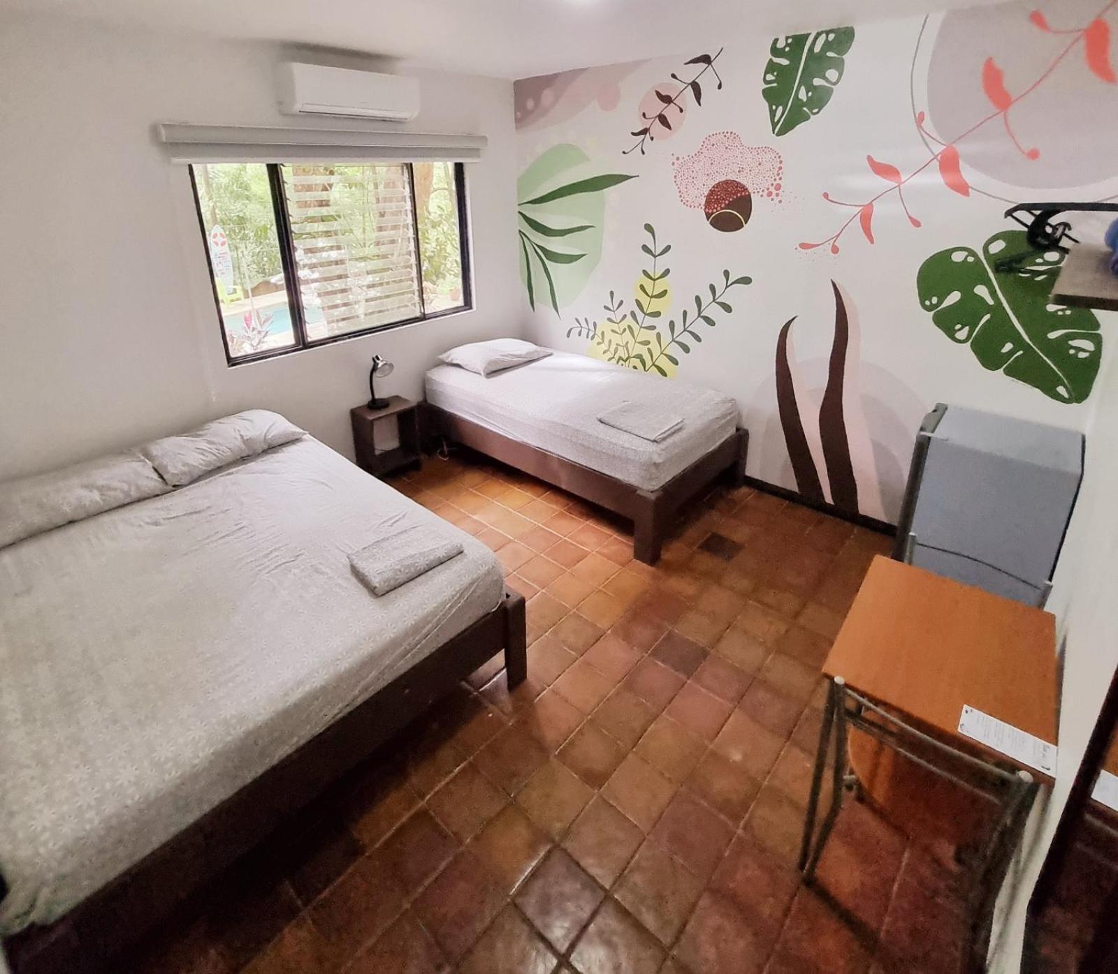 Casa Pura Vida Surf Hostel - Tamarindo Costa Rica ภายนอก รูปภาพ