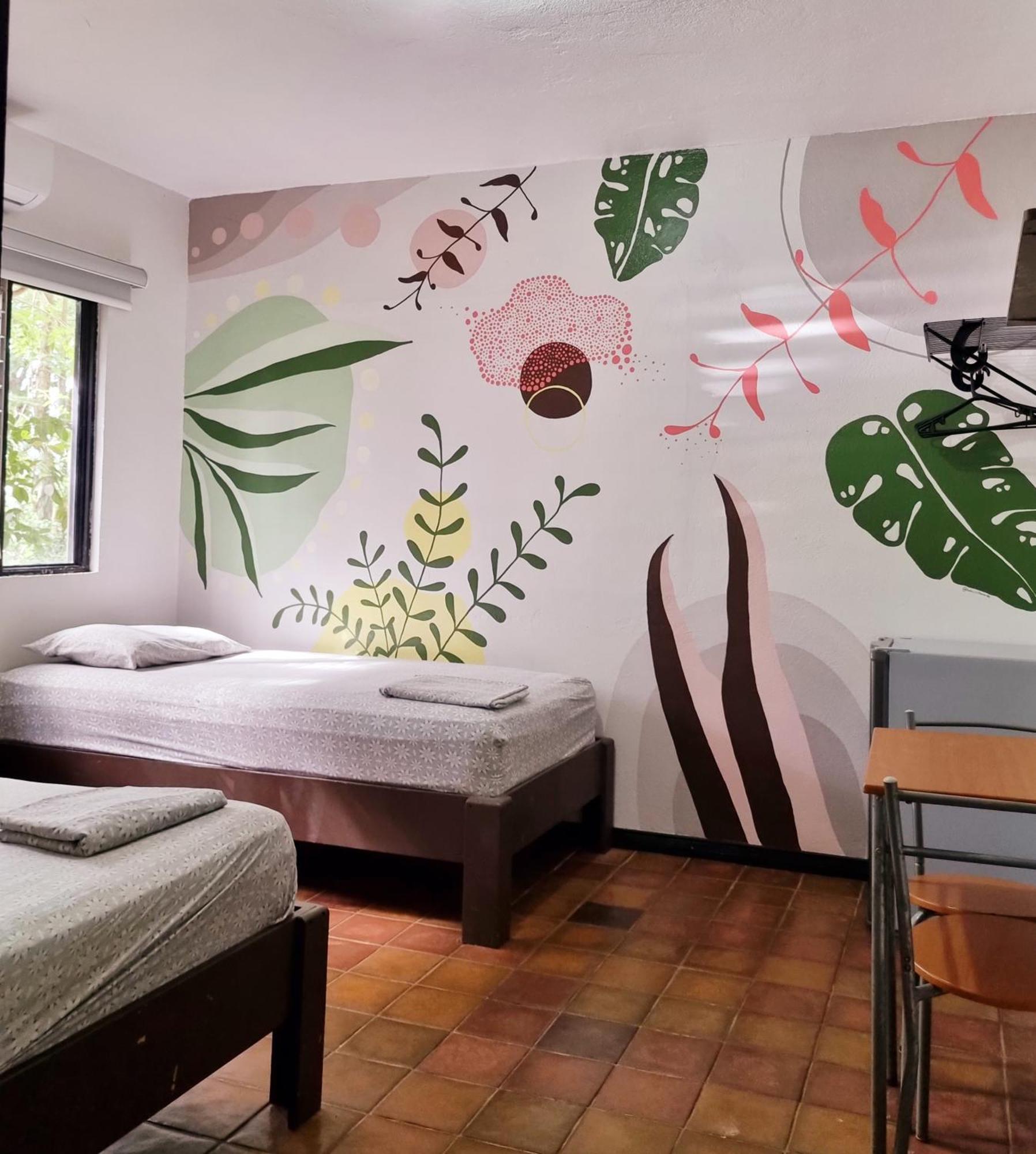 Casa Pura Vida Surf Hostel - Tamarindo Costa Rica ภายนอก รูปภาพ