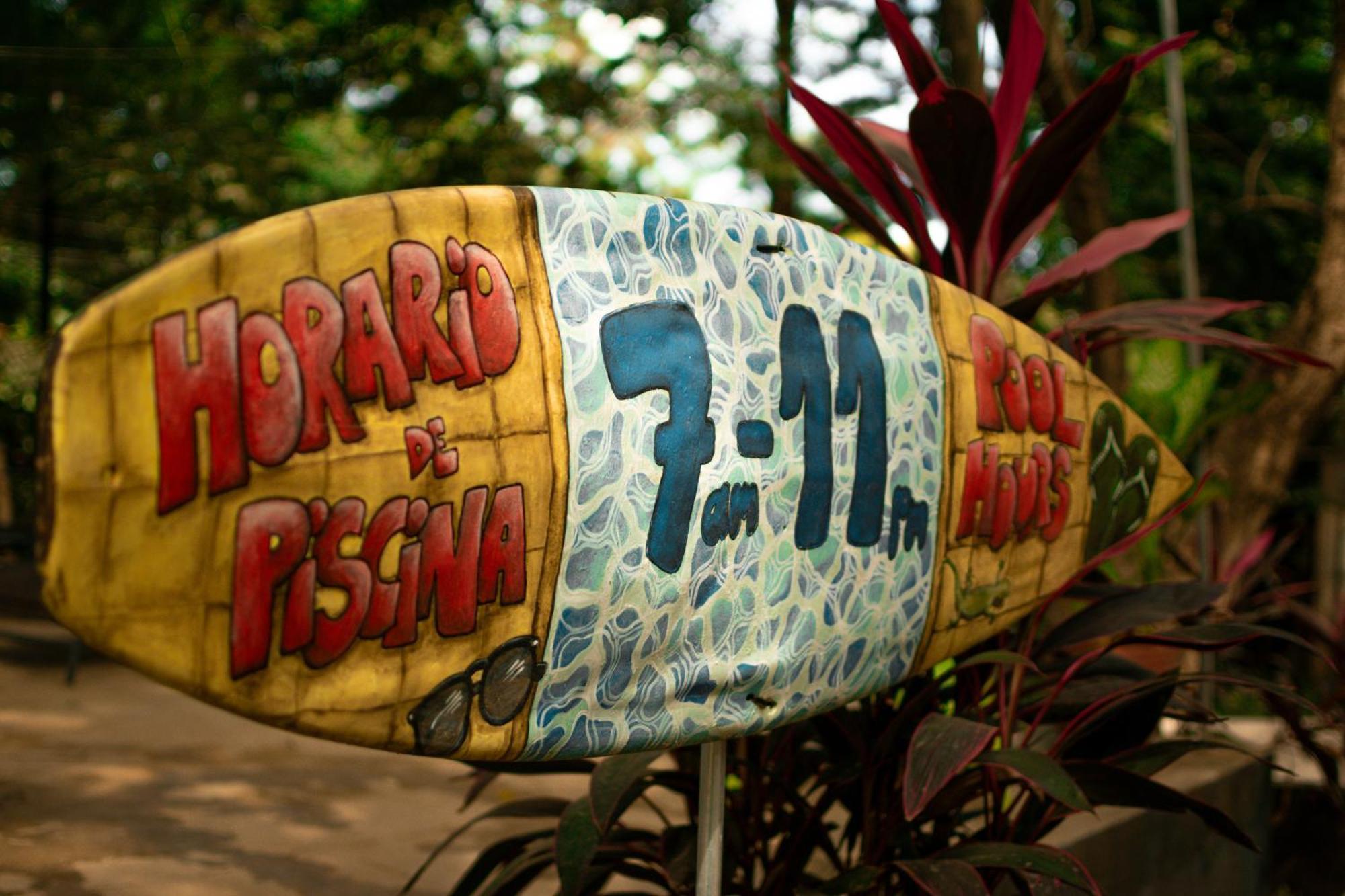 Casa Pura Vida Surf Hostel - Tamarindo Costa Rica ภายนอก รูปภาพ